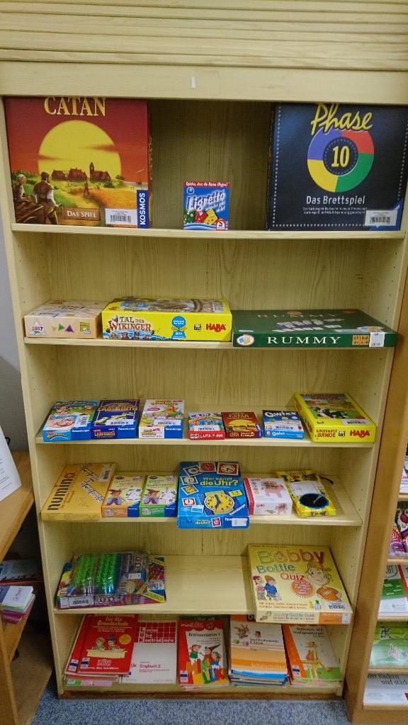 Innenansicht - Öffentliche Bücherei und Zentrale Schulbibliothek St. Anna am Aigen